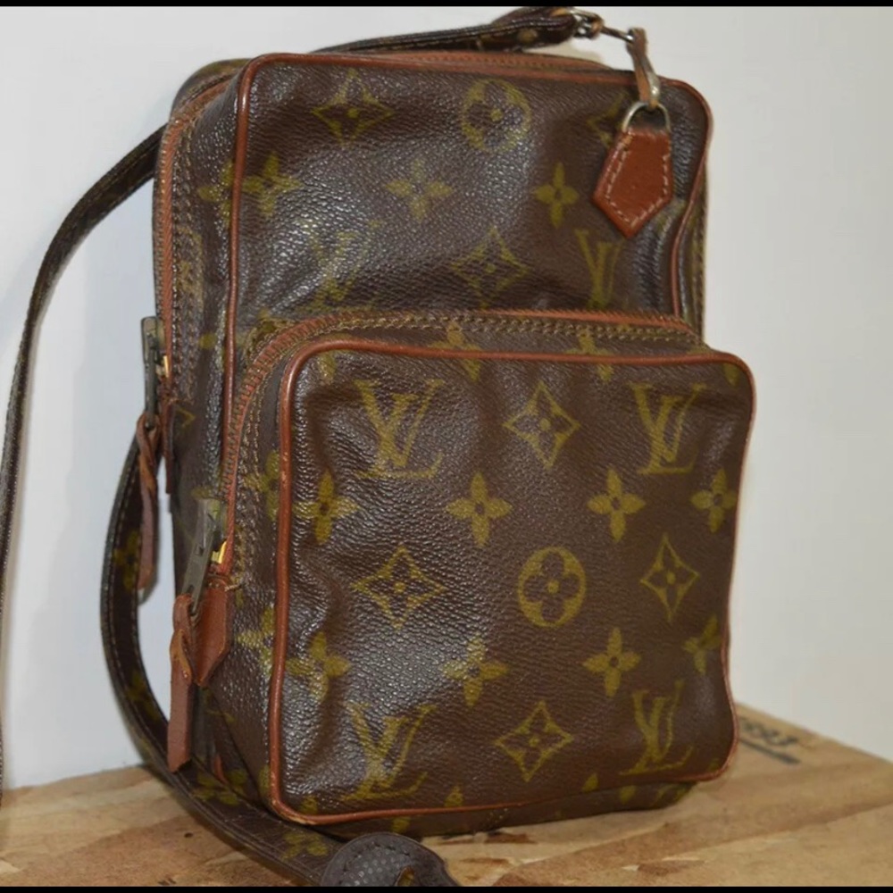 SOLD LV crossbody vintage